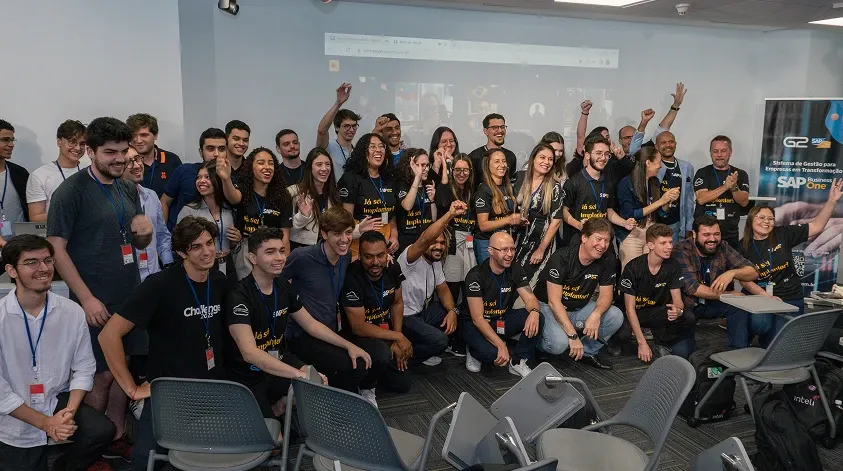 Thumbnail do vídeo: case de sucesso G2 Tecnologia e Inteli — Implementação SAP Business One